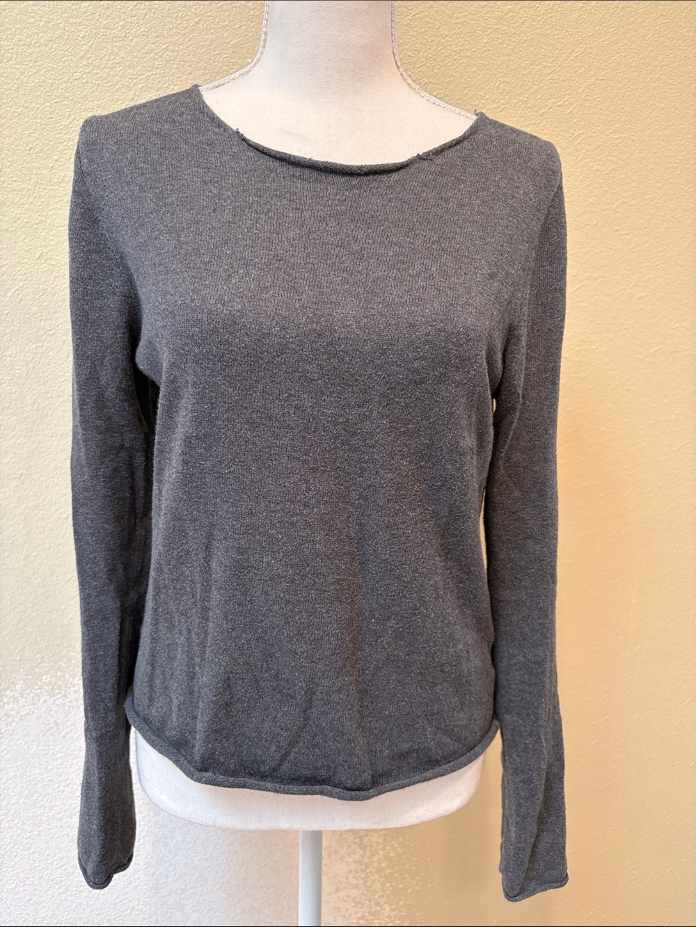 Brandy Melville Charcoal Gray Long-Sleeve Crewneck Sweather, O/S